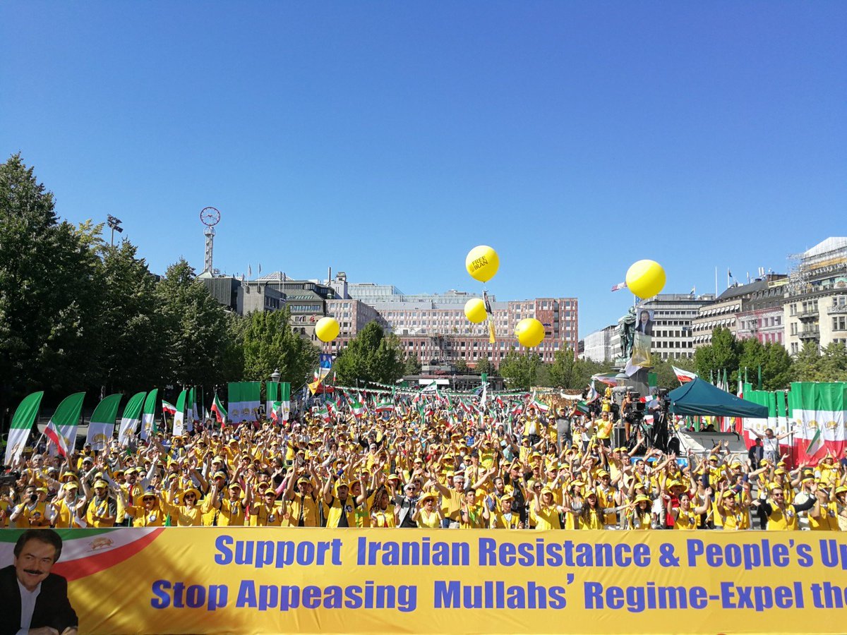 5,000 Iranians Demonstrate In Stockholm Against European Support For Regime