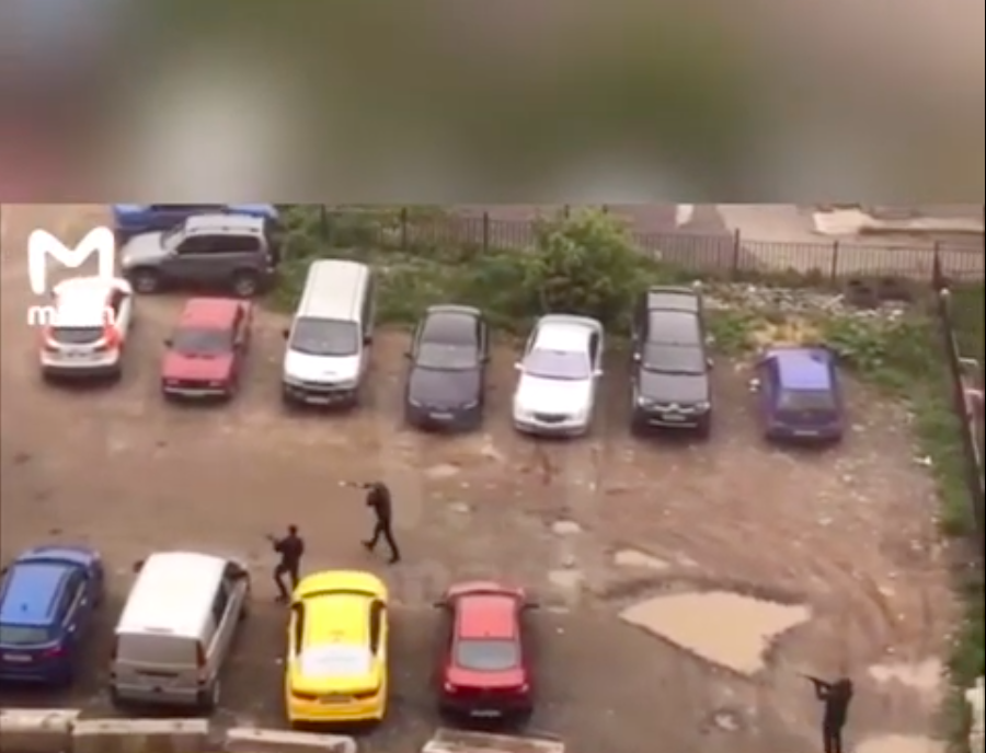 VIDEO: Road Rage Causes Mafia Gang Shoot Out In Moscow…OK Corral Flashback!