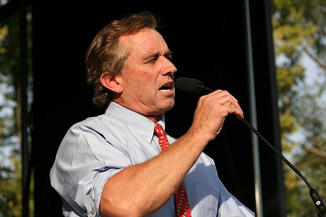 Robert Kennedy Jr Gives A Voice To Dissidents Popular Publishers Won’t Touch