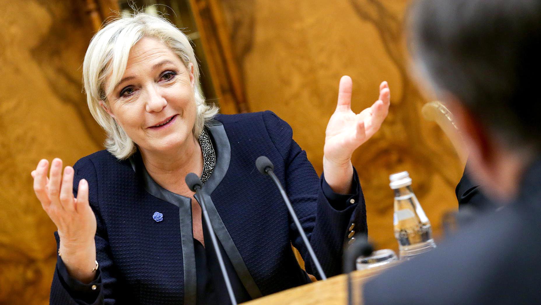 Marine Le Pen Recognizes Crimea As Part Of Russia