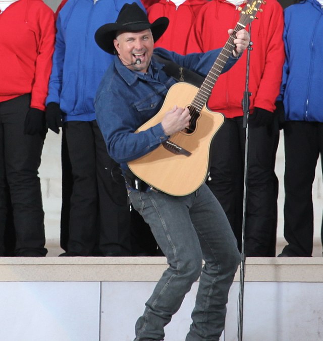 Perhaps “A**holes” Should Call Out Garth Brooks’ Wokeness And Boycott His Bar (and Music)