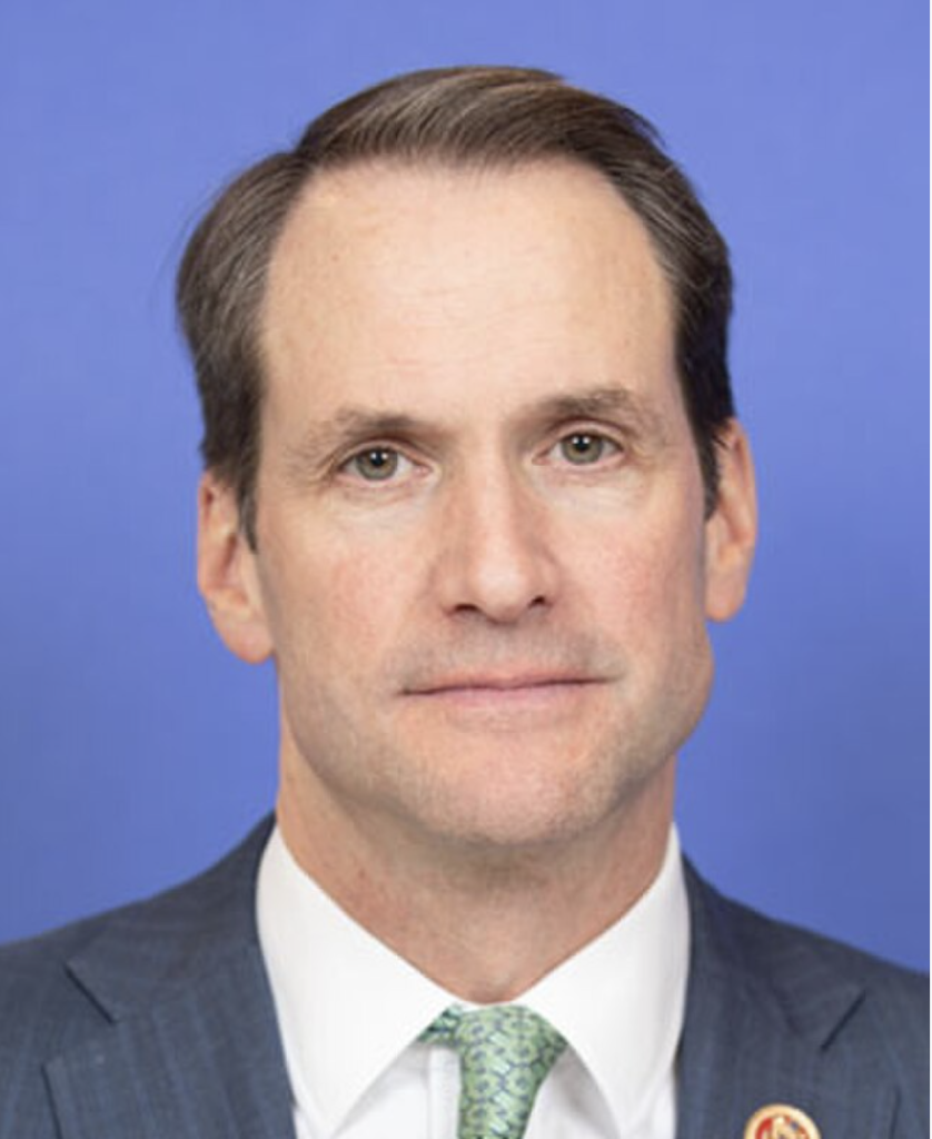 US Rep Jim Himes Calls Parents Who Oppose Porn In Schools "Out Of Touch" Extremists, Plans On Reading "Banned Books" This Summer