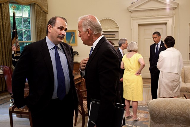 “Drop Out Of The Race, Joe” Says Obama's Strategist David Axelrod
