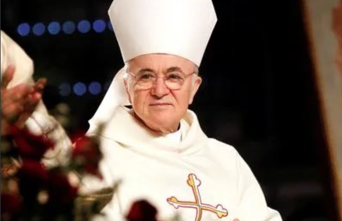 The excommunicated Archbishop Carlo Maria Vigano has entered thCarlo Vigano,e chat.